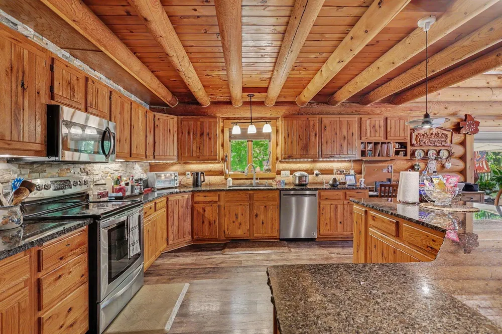 17182 Arthur Court Spring Lake, MI 49456