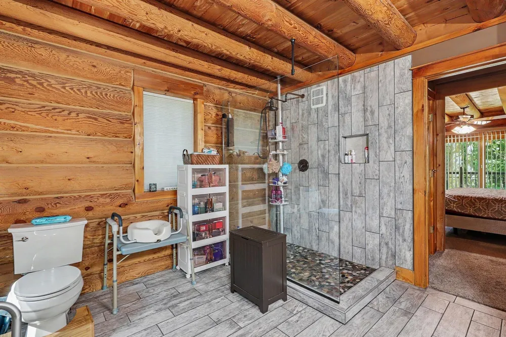 17182 Arthur Court Spring Lake, MI 49456