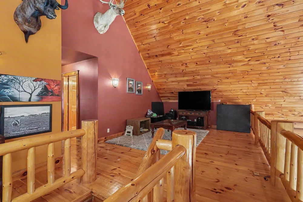 17182 Arthur Court Spring Lake, MI 49456