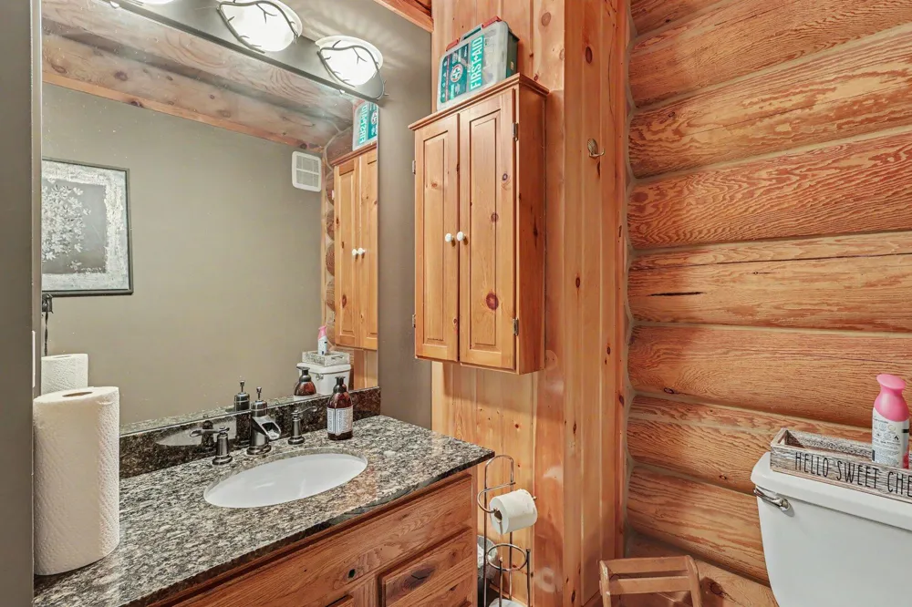 17182 Arthur Court Spring Lake, MI 49456