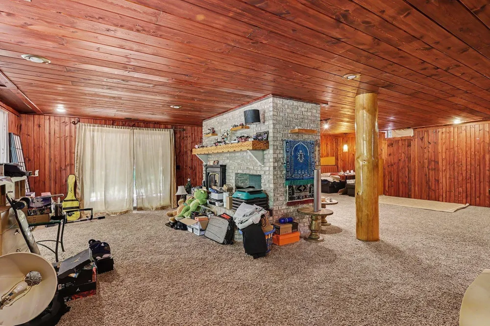 17182 Arthur Court Spring Lake, MI 49456