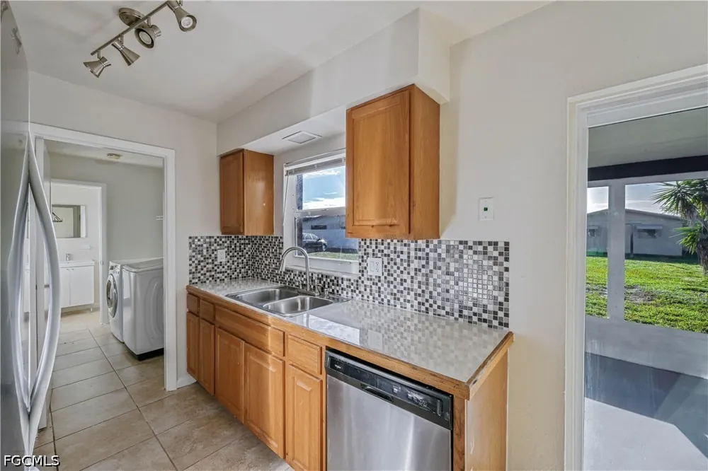 Norwich Avenue Lehigh Acres, FL 33936
