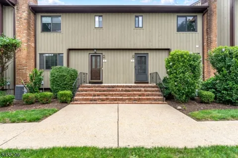 38 Park St #D Unit D