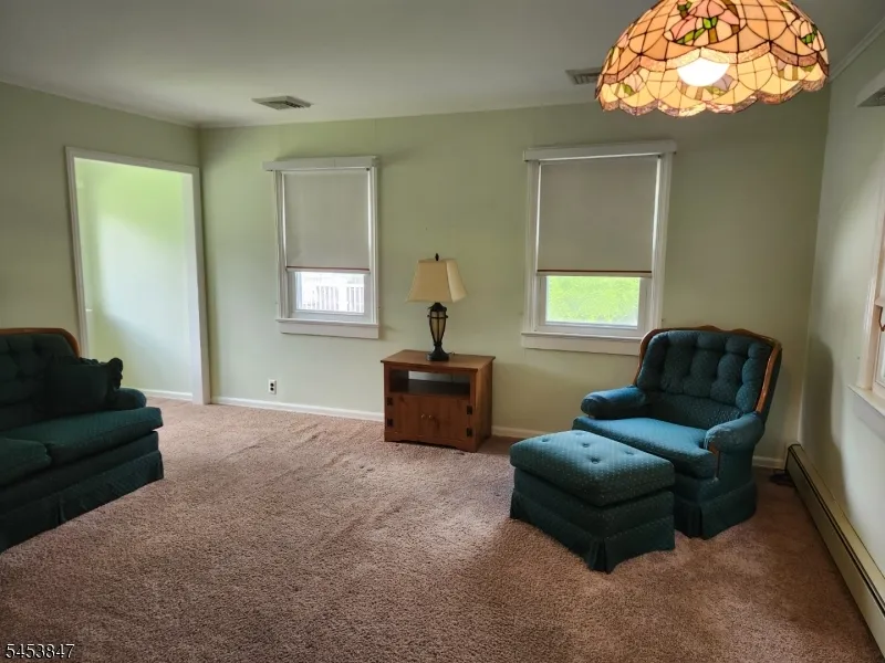 11 Bullens Ave Wayne, NJ 07470