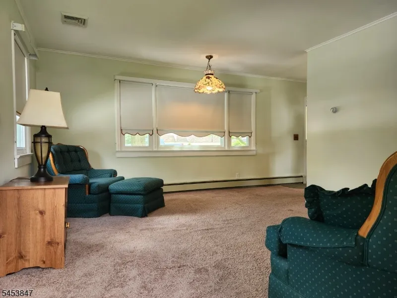 11 Bullens Ave Wayne, NJ 07470
