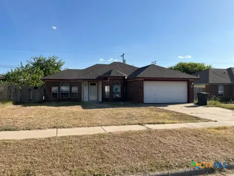 3414 Crescent Drive