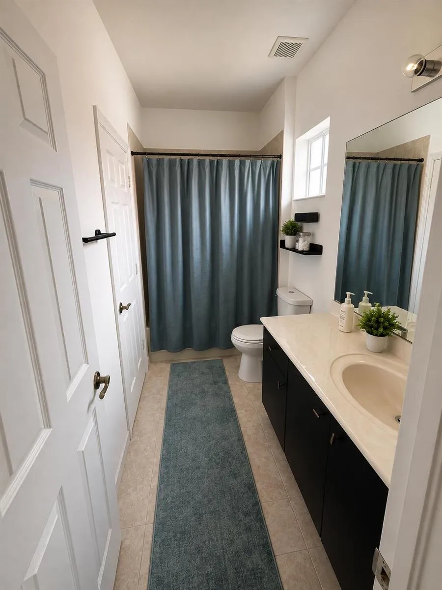 2986 NW 35TH AVENUE Lauderdale Lakes, FL 33311