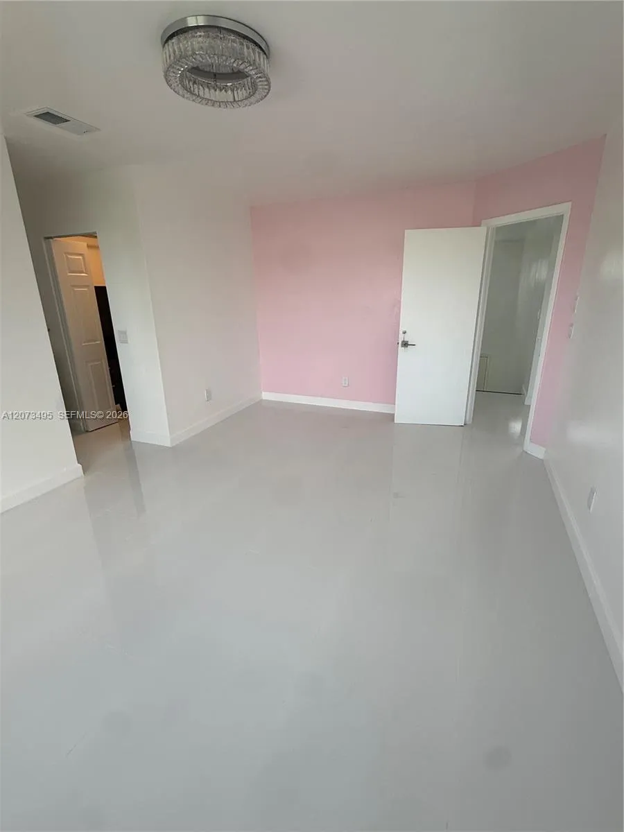 875 NW 99th Ave #0 Plantation, FL 33324