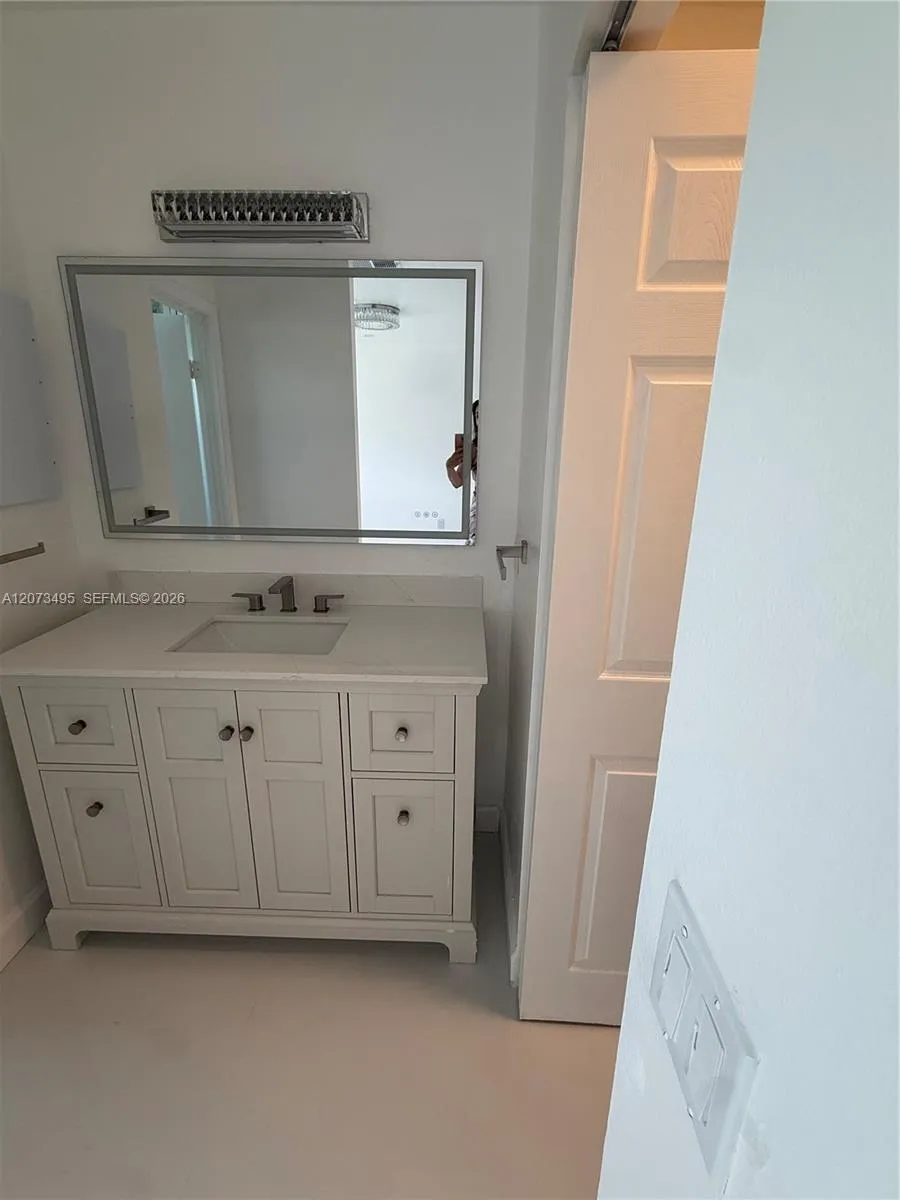 875 NW 99th Ave #0 Plantation, FL 33324