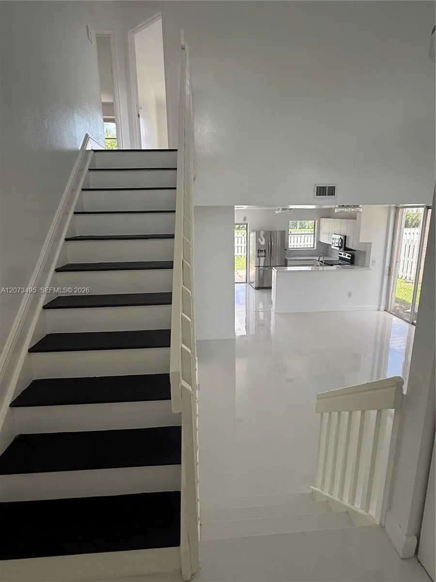 875 NW 99th Ave #0 Plantation, FL 33324