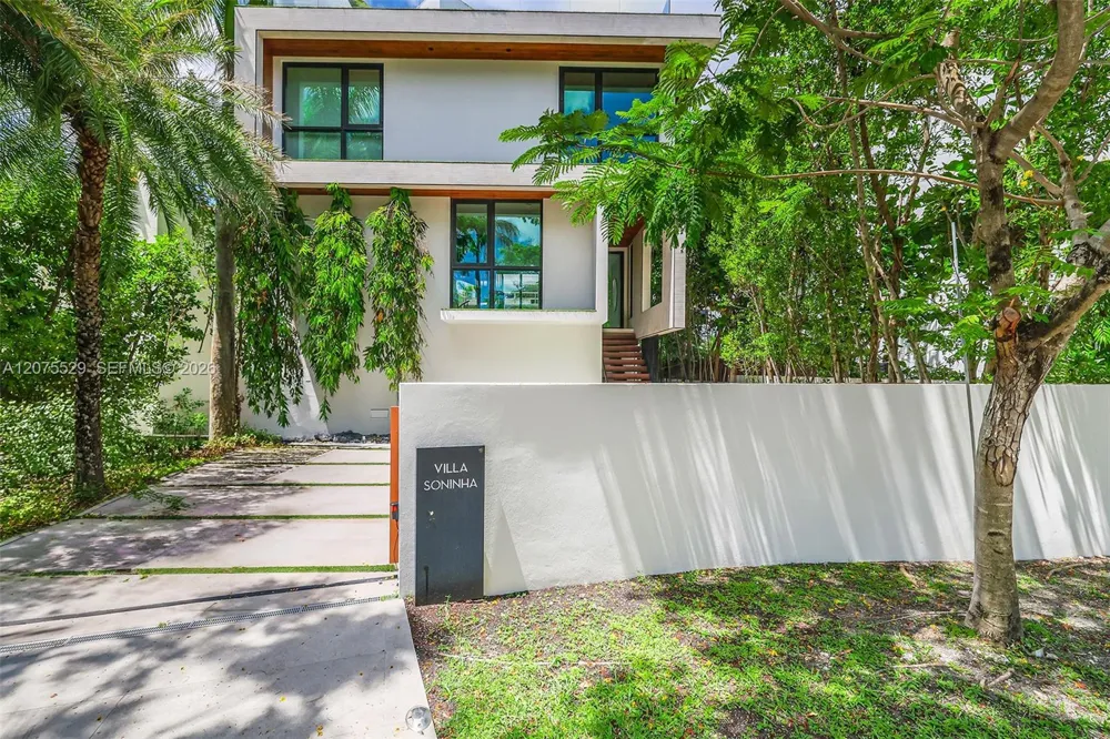 288 Palm Ave Miami Beach, FL 33139