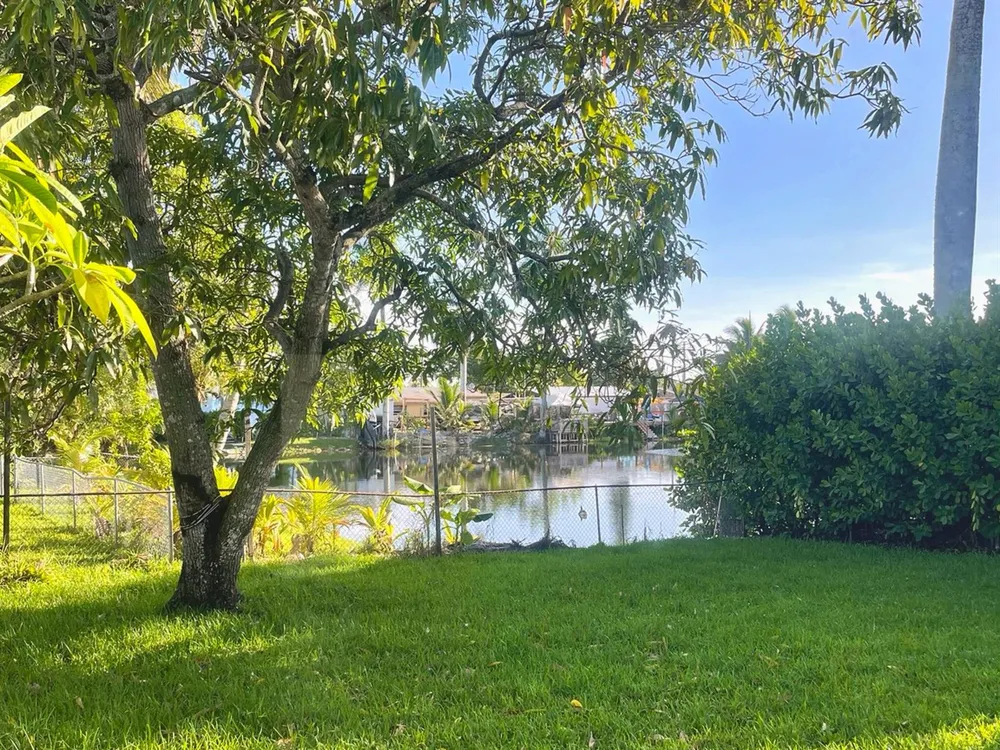 4329 SW 49TH COURT Dania Beach, FL 33314