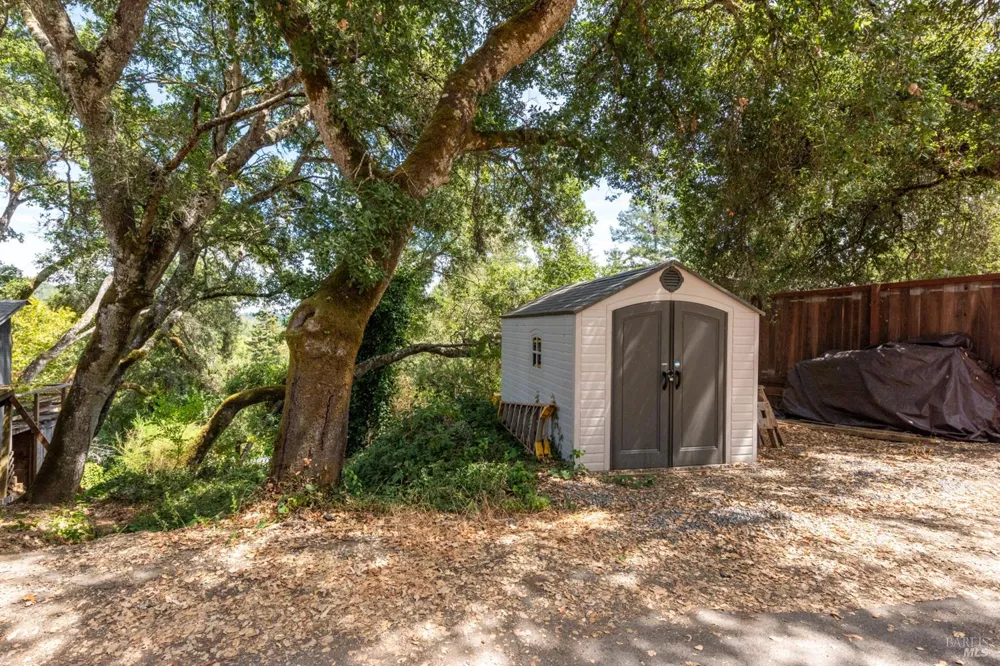 9779 Rio Vista Road Forestville, CA 95436