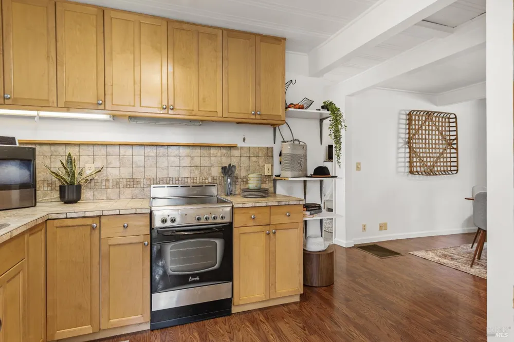 9779 Rio Vista Road Forestville, CA 95436