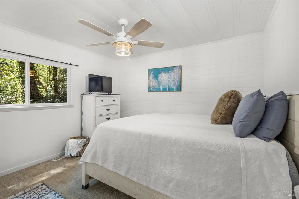 9779 Rio Vista Road Forestville, CA 95436