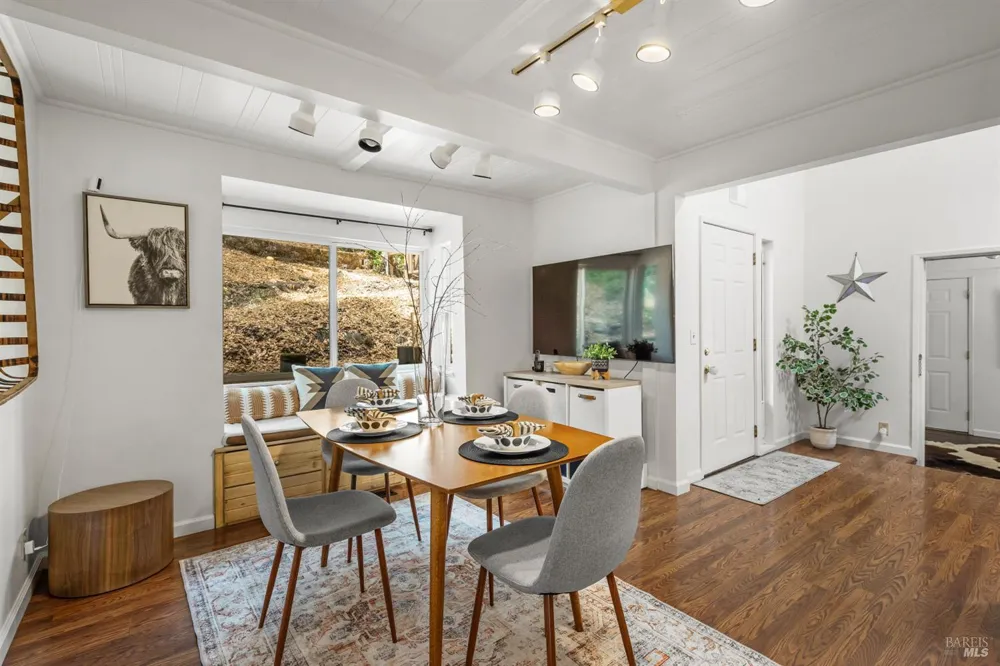9779 Rio Vista Road Forestville, CA 95436