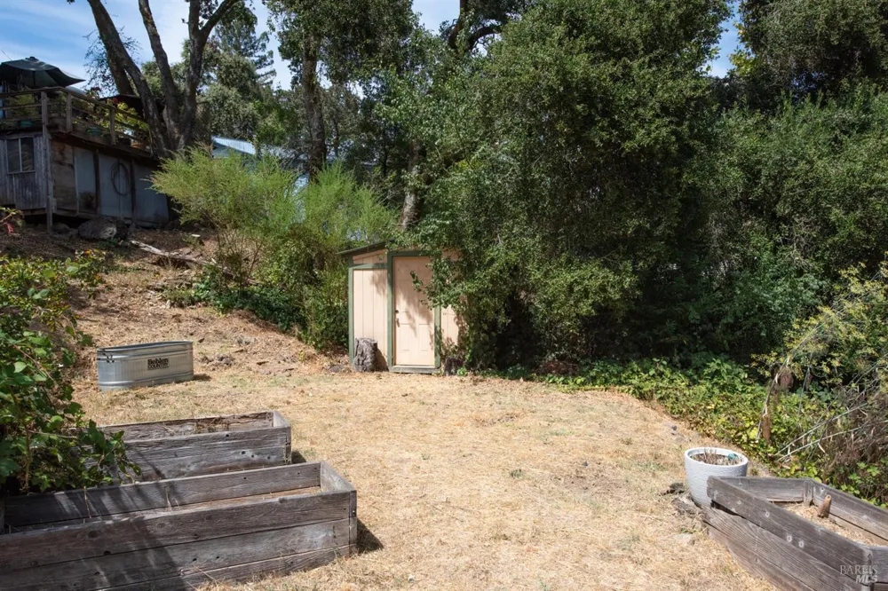 9779 Rio Vista Road Forestville, CA 95436