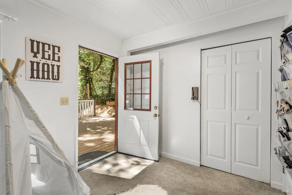 9779 Rio Vista Road Forestville, CA 95436