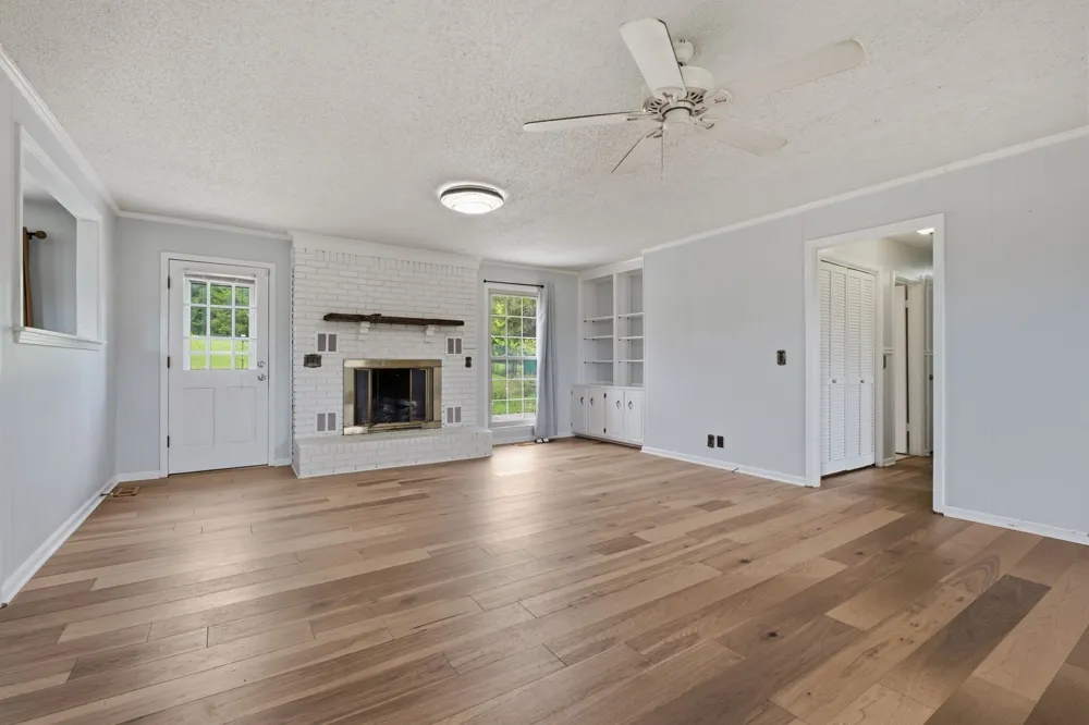 5353 Sparta Pike Watertown, TN 37184