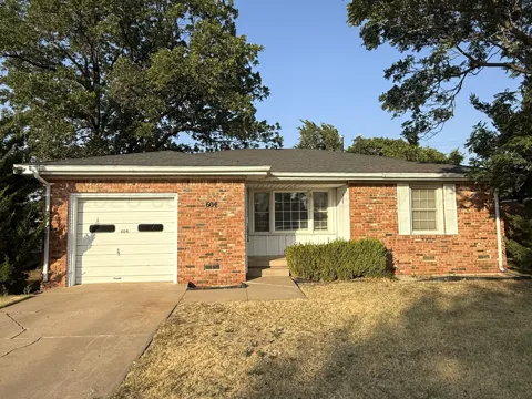 604 RED DEER STREET