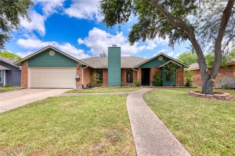 5222 Edinburg Circle