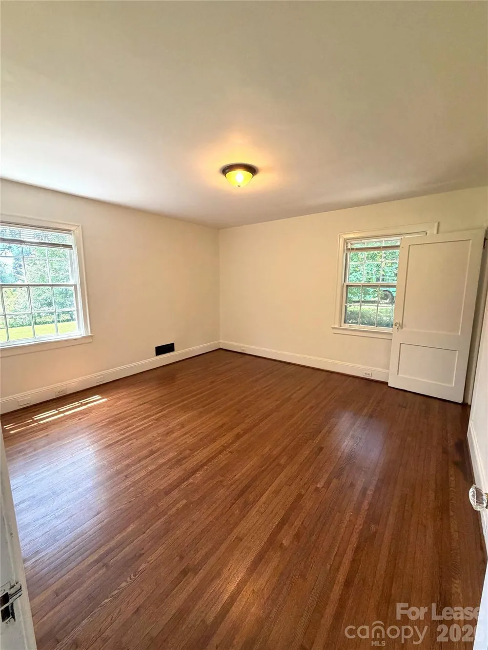 1901 Armstrong Park Drive Gastonia, NC 28054