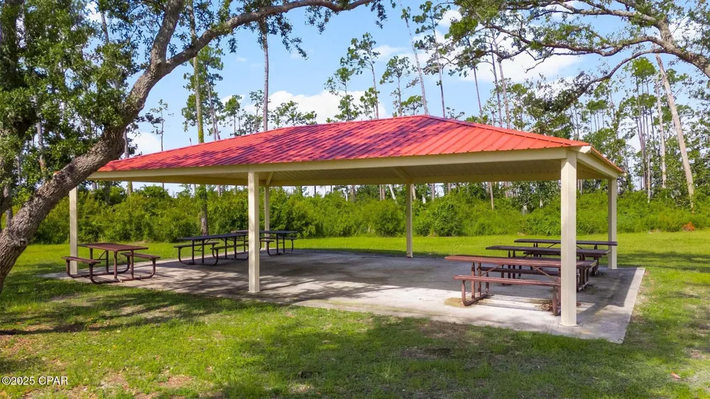 7229 Shady Oak Way Panama City, FL 32409