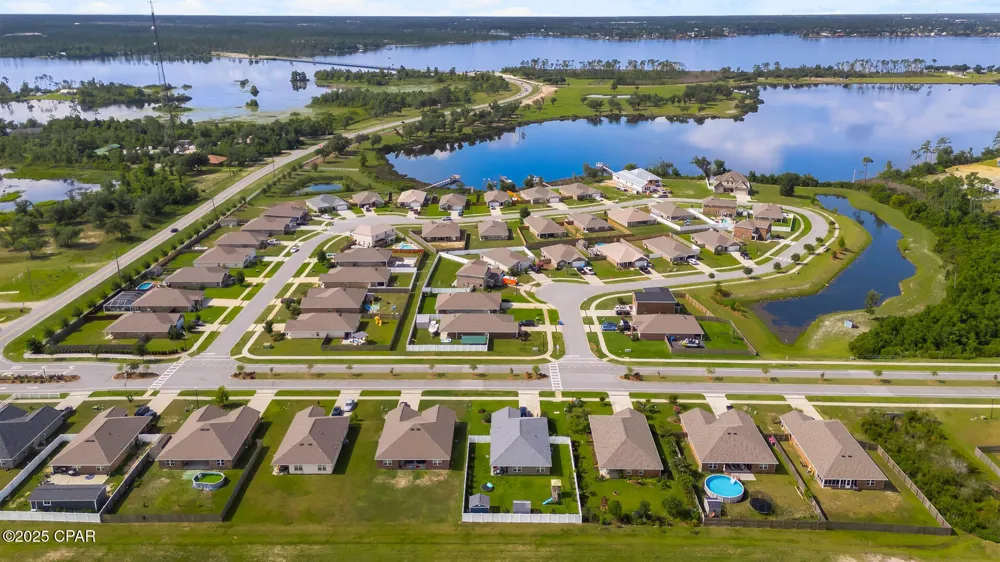 7229 Shady Oak Way Panama City, FL 32409