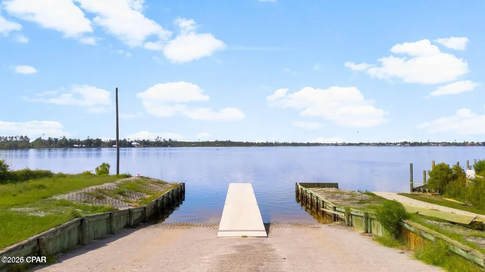 7217 Shady Oak Way Panama City, FL 32404