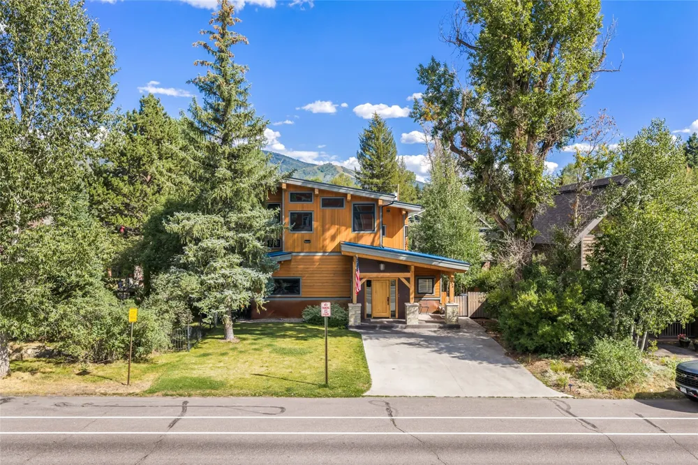 336 7th Street Steamboat Springs, CO 80487