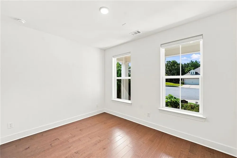 201 Floral Valley Drive Woodstock, GA 30188