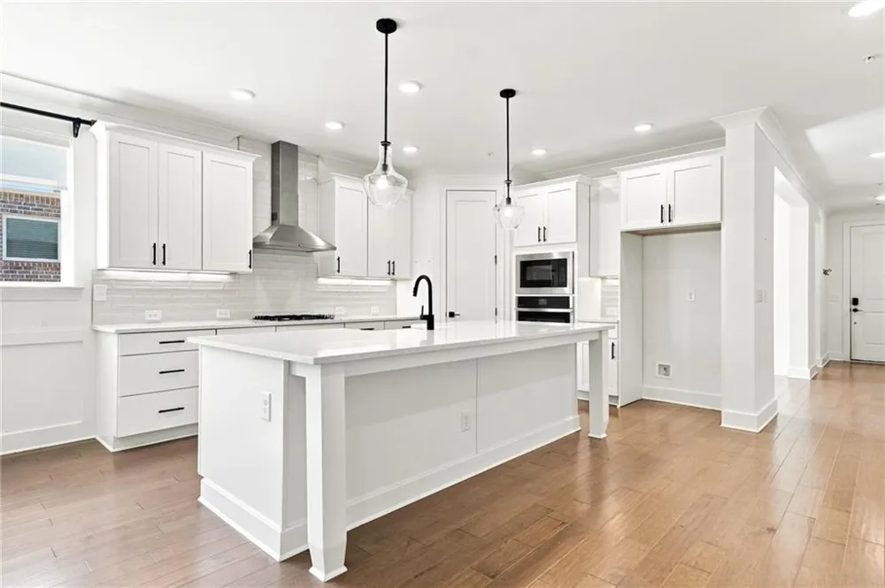 201 Floral Valley Drive Woodstock, GA 30188