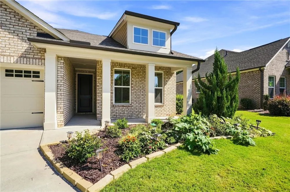201 Floral Valley Drive Woodstock, GA 30188