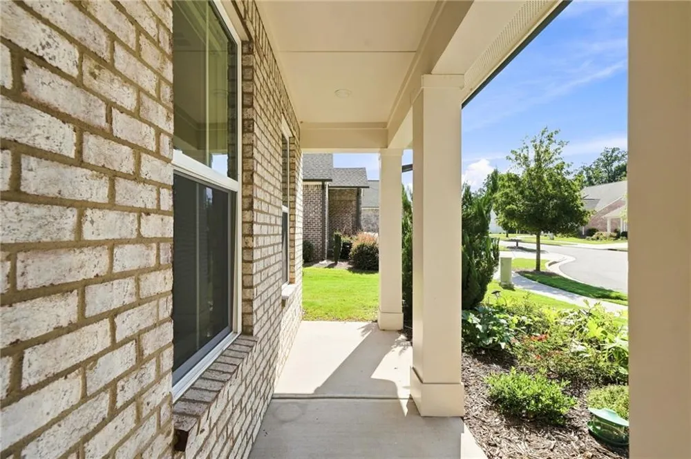 201 Floral Valley Drive Woodstock, GA 30188