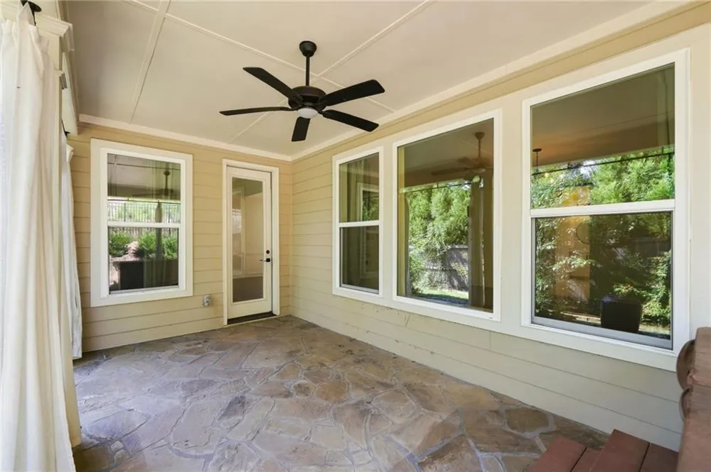201 Floral Valley Drive Woodstock, GA 30188
