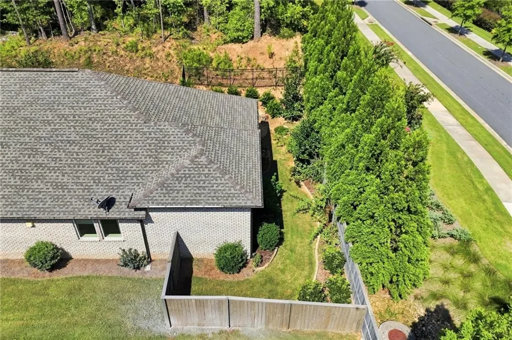 201 Floral Valley Drive Woodstock, GA 30188