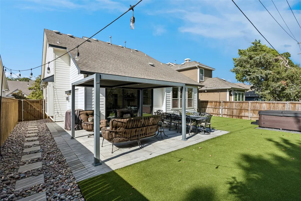 129 Satinwood Grapevine, TX 76051