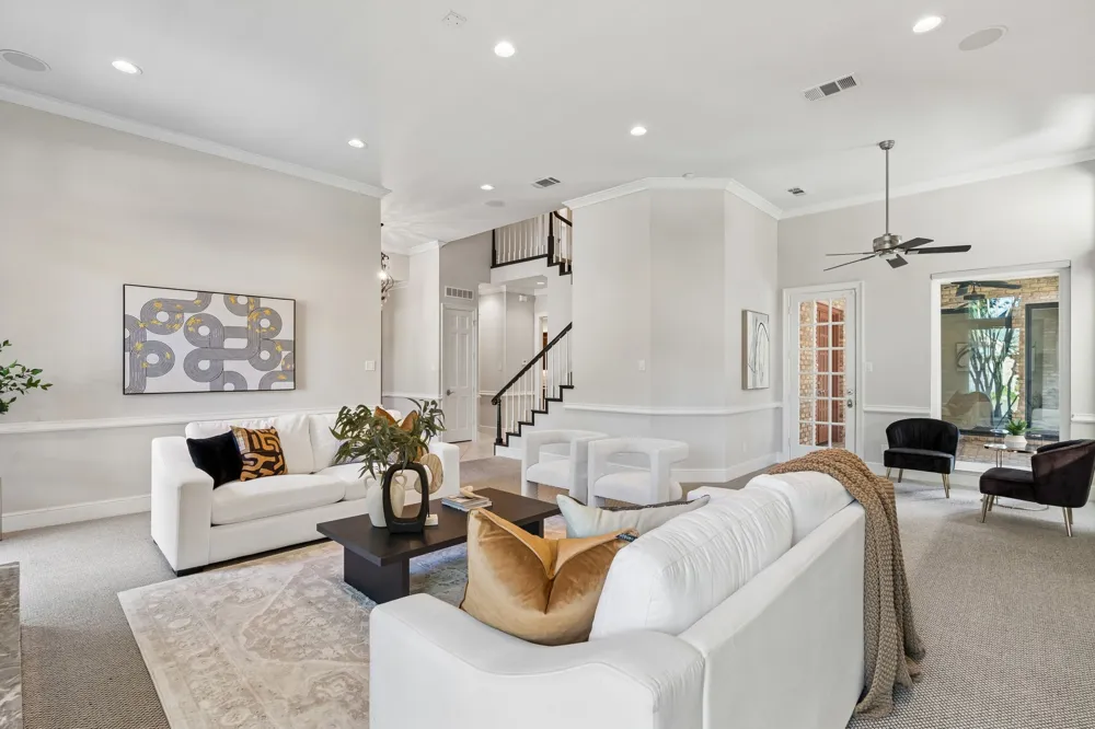 7233 Helsem Bend Dallas, TX 75230