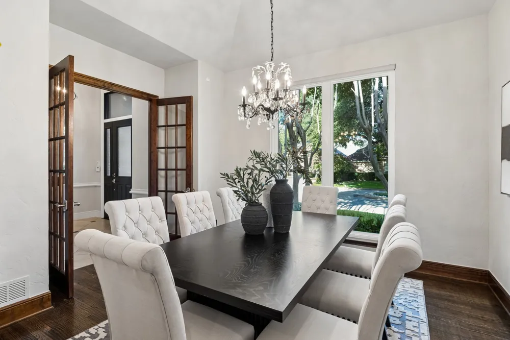 7233 Helsem Bend Dallas, TX 75230