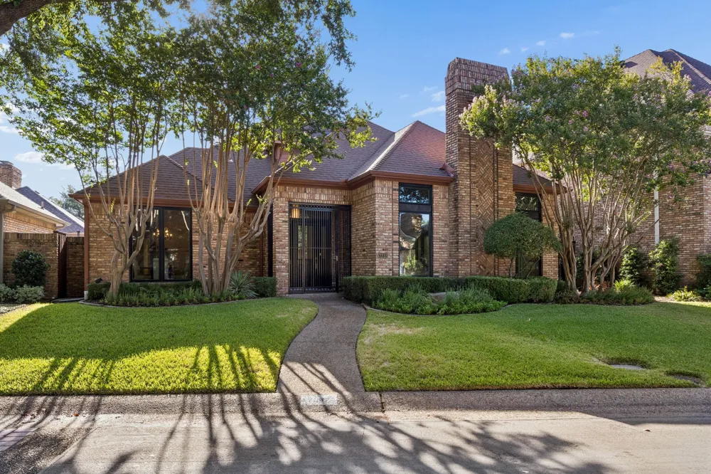 7233 Helsem Bend Dallas, TX 75230