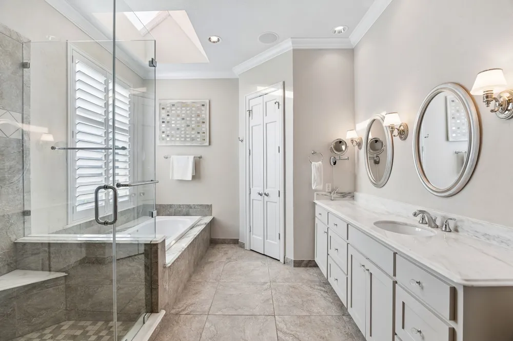 7233 Helsem Bend Dallas, TX 75230