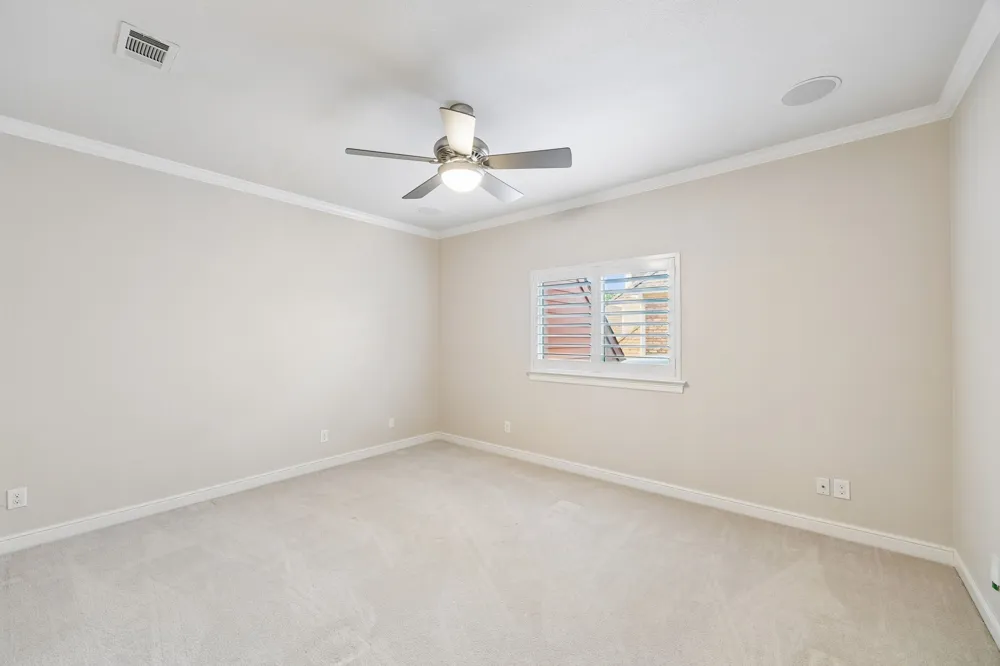 7233 Helsem Bend Dallas, TX 75230