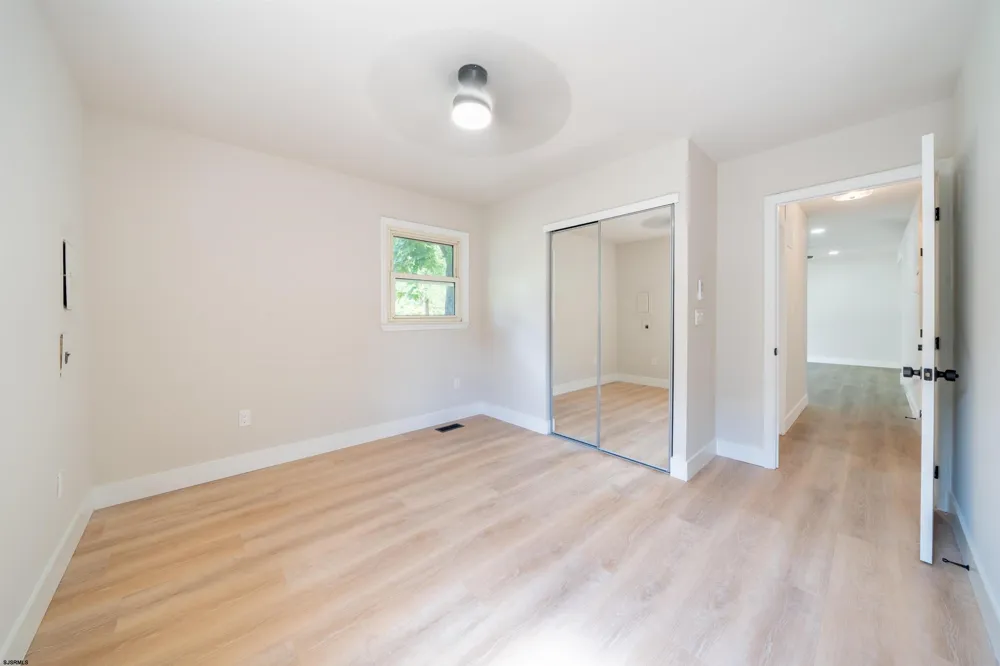 4098 W Adams Cir Hammonton, NJ 08037