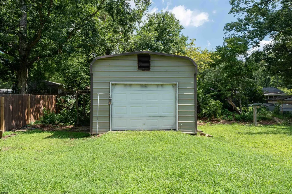 4098 W Adams Cir Hammonton, NJ 08037