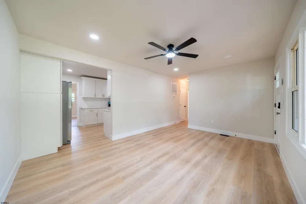 4098 W Adams Cir Hammonton, NJ 08037