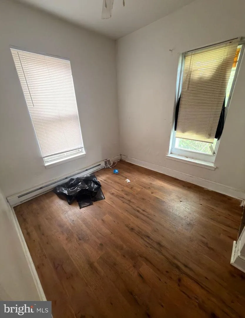 155 W WISHART STREET Philadelphia, PA 19133