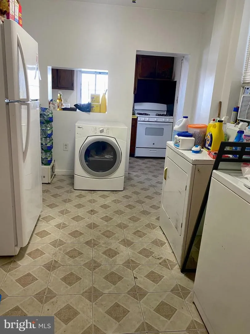 155 W WISHART STREET Philadelphia, PA 19133