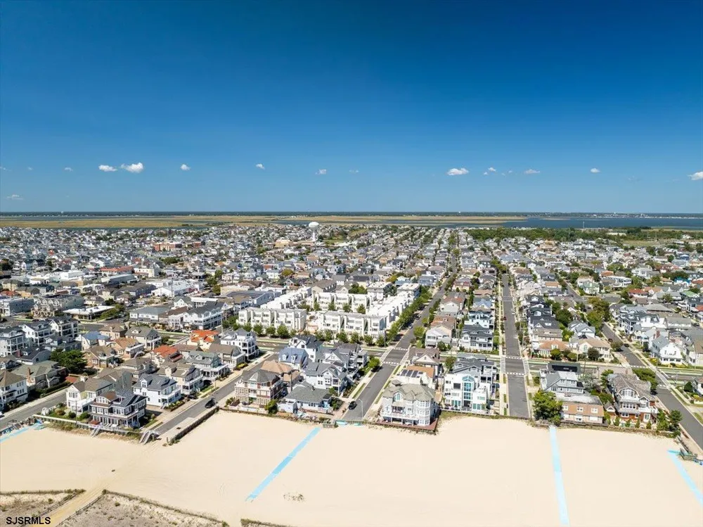 7701 Atlantic Ave Margate, NJ 08402