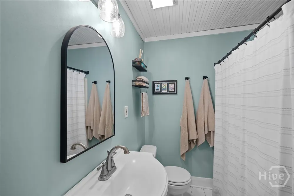 2332 E 41St Street Savannah, GA 31404