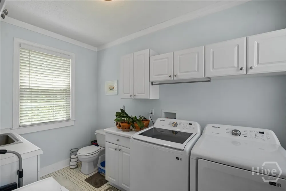 2332 E 41St Street Savannah, GA 31404